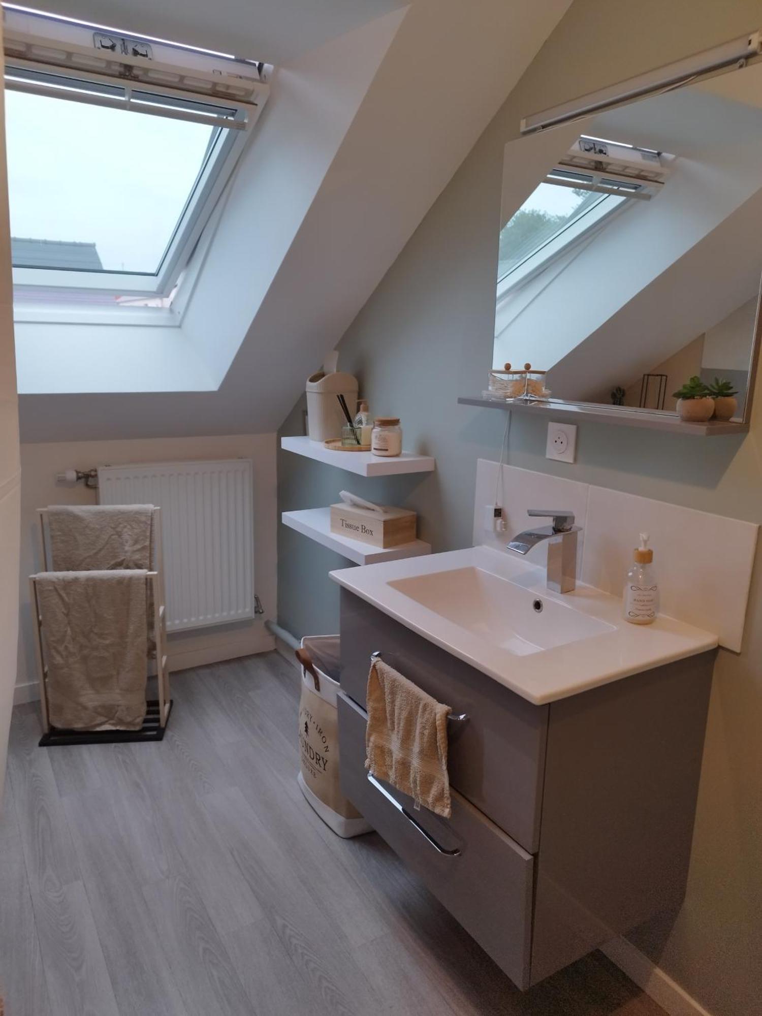 Chez Particulier Proche Circuit 24h Homestay